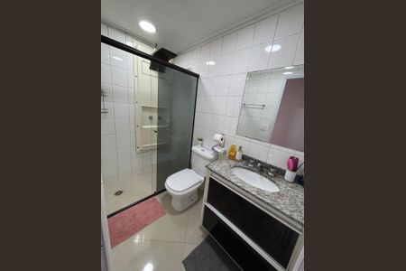 Banheiro de apartamento à venda com 2 quartos, 52m² em Jardim Santa Cruz, São Paulo