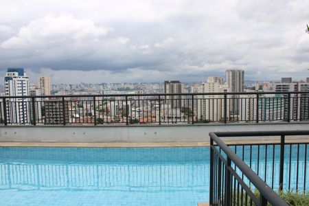 Apartamento à venda com 28m², 1 quarto e sem vagaÁrea comum - Piscina