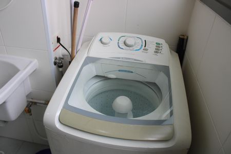 Apartamento à venda com 28m², 1 quarto e sem vagaÁrea de Serviço