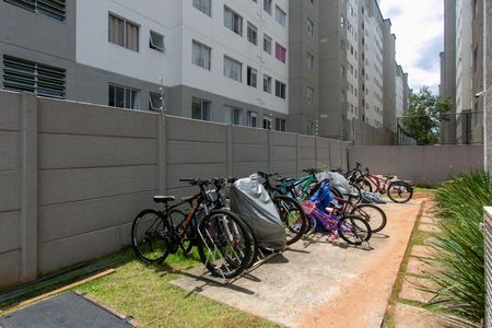 Apartamento à venda com 42m², 2 quartos e sem vaga Apartamento à venda com 42m², 2 quartos e sem vagaÁrea comum - Bicicleta