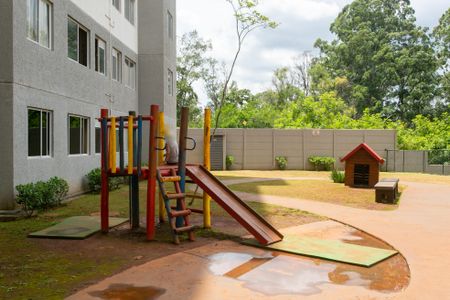Apartamento à venda com 42m², 2 quartos e sem vaga Apartamento à venda com 42m², 2 quartos e sem vagaÁrea comum - Playground