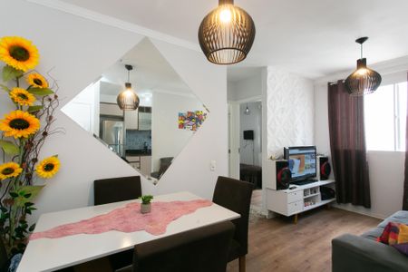 Apartamento à venda com 42m², 2 quartos e sem vaga Apartamento à venda com 42m², 2 quartos e sem vagaSala