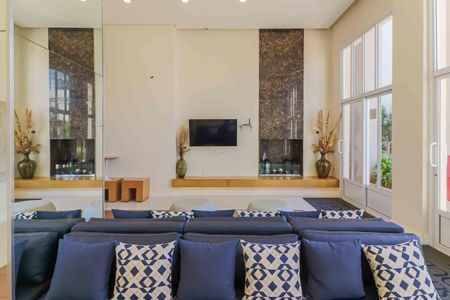 Apartamento à venda com 72m², 2 quartos e 1 vagaÁrea comum - Salão de festas 02