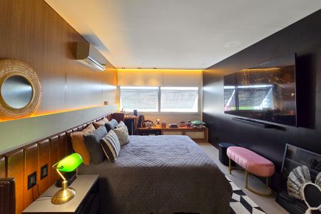 Apartamento à venda com 200m², 3 quartos e 1 vaga Apartamento à venda com 200m², 3 quartos e 1 vagaSuíte