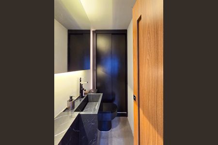 Apartamento à venda com 200m², 3 quartos e 1 vaga Apartamento à venda com 200m², 3 quartos e 1 vagaLavabo