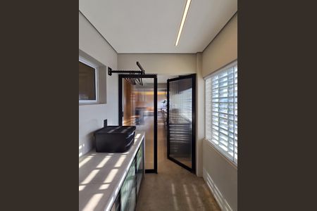 Apartamento à venda com 200m², 3 quartos e 1 vaga Apartamento à venda com 200m², 3 quartos e 1 vagaÁrea de Serviço