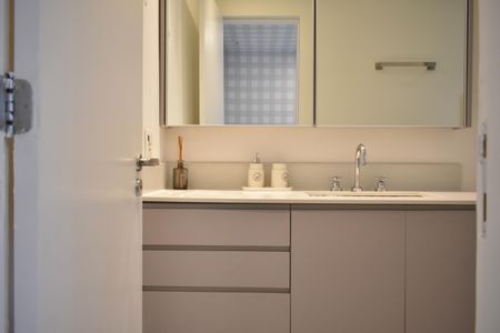 Apartamento à venda com 88m², 2 quartos e 1 vagaBanheiro da Suíte 2