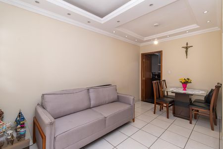 Sala de casa à venda com 2 quartos, 68m² em Copacabana, Belo Horizonte