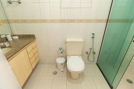 Apartamento para alugar com 85m², 3 quartos e 2 vagas Apartamento para alugar com 85m², 3 quartos e 2 vagasBanheiro da Suíte