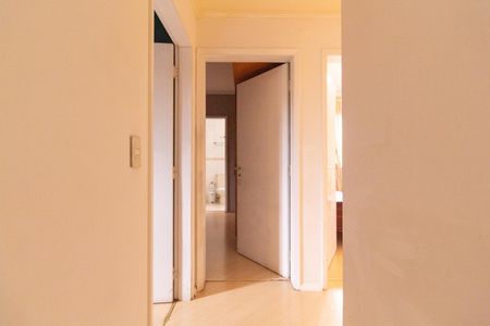 Corredor de apartamento para alugar com 3 quartos, 85m² em Vila Mariana, São Paulo