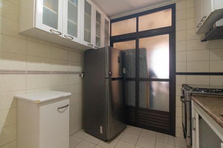Apartamento para alugar com 85m², 3 quartos e 2 vagas Apartamento para alugar com 85m², 3 quartos e 2 vagasCozinha