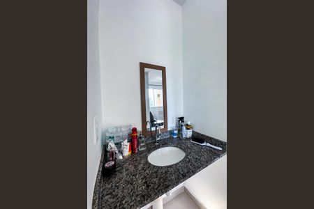 Apartamento à venda com 34m², 2 quartos e sem vaga Apartamento à venda com 34m², 2 quartos e sem vagaBanheiro