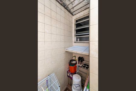 Apartamento à venda com 72m², 2 quartos e 1 vagaÁrea de Serviço