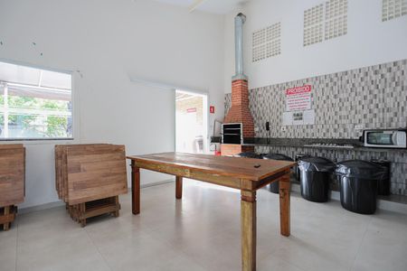 Apartamento para alugar com 97m², 2 quartos e 1 vaga Apartamento para alugar com 97m², 2 quartos e 1 vagaÁrea comum - Churrasqueira