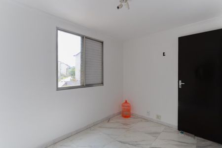 Quarto 2 de apartamento para alugar com 2 quartos, 64m² em Vila Francos, São Paulo