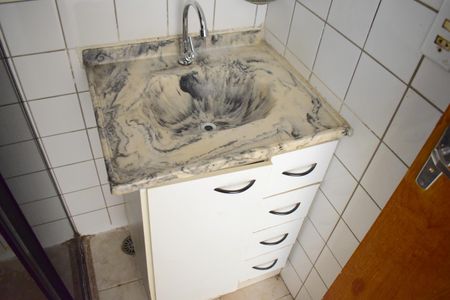 Apartamento para alugar com 49m², 2 quartos e 1 vagaBanheiro 