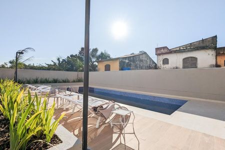 Apartamento para alugar com 44m², 2 quartos e 1 vaga Apartamento para alugar com 44m², 2 quartos e 1 vagaÁrea comum - Piscina