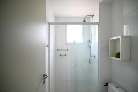 Apartamento à venda com 63m², 2 quartos e 1 vaga Apartamento à venda com 63m², 2 quartos e 1 vagaBanheiro Social