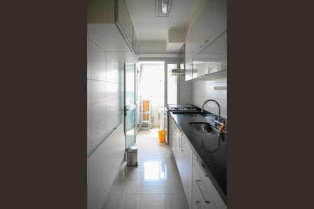 Apartamento à venda com 63m², 2 quartos e 1 vaga Apartamento à venda com 63m², 2 quartos e 1 vagaCozinha