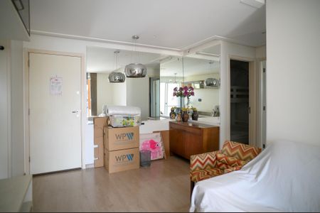 Sala de apartamento à venda com 2 quartos, 63m² em Vila Nair, São Paulo