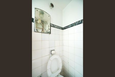 Casa para alugar com 138m², 2 quartos e 1 vaga Casa para alugar com 138m², 2 quartos e 1 vagaBanheiro de serviço