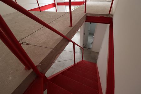 Apartamento à venda com 52m², 1 quarto e 2 vagasEscada