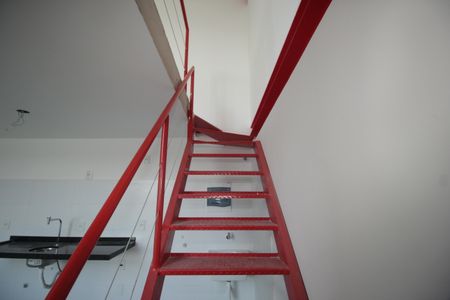 Studio à venda com 52m², 1 quarto e 2 vagasEscada