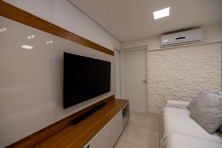 Sala de apartamento para alugar com 2 quartos, 59m² em Alphaville Empresarial, Barueri