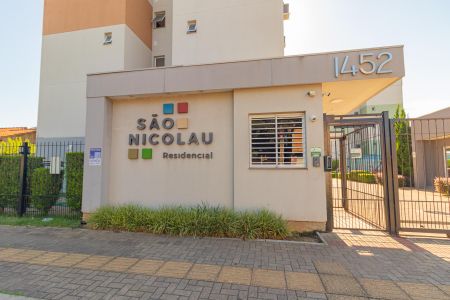 Apartamento à venda com 49m², 2 quartos e 1 vagaFachada do condomínio/Placa