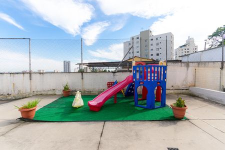 Apartamento à venda com 56m², 2 quartos e 1 vaga Apartamento à venda com 56m², 2 quartos e 1 vagaÁrea comum - Playground