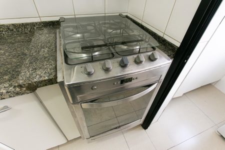 Apartamento para alugar com 64m², 2 quartos e 1 vagaCozinha - Fogão