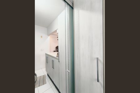 Apartamento à venda com 61m², 3 quartos e 1 vaga Apartamento à venda com 61m², 3 quartos e 1 vagaCozinha e Área de Serviço