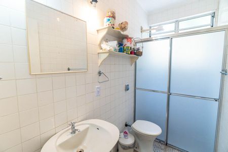 Casa à venda com 341m², 3 quartos e 3 vagas Casa à venda com 341m², 3 quartos e 3 vagasBanheiro 2