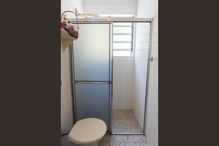 Casa à venda com 341m², 3 quartos e 3 vagas Casa à venda com 341m², 3 quartos e 3 vagasBanheiro 2