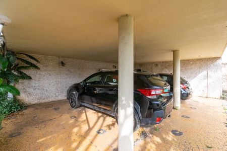 Garagem de casa à venda com 3 quartos, 341m² em Jabaquara, São Paulo