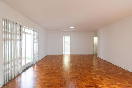 Sala de casa à venda com 3 quartos, 341m² em Jabaquara, São Paulo