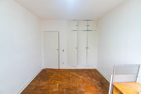 Casa à venda com 341m², 3 quartos e 3 vagas Casa à venda com 341m², 3 quartos e 3 vagasQuarto 1