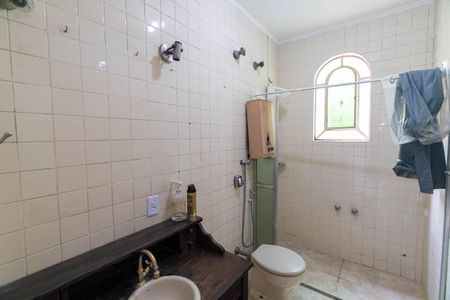 Casa à venda com 341m², 3 quartos e 3 vagas Casa à venda com 341m², 3 quartos e 3 vagasBanheiro 1