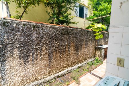 Casa à venda com 341m², 3 quartos e 3 vagas Casa à venda com 341m², 3 quartos e 3 vagasLavanderia