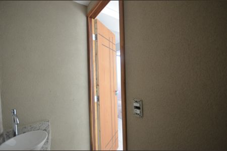 Casa para alugar com 65m², 2 quartos e 1 vagaLavabo