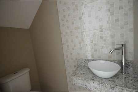 Casa para alugar com 65m², 2 quartos e 1 vagaLavabo