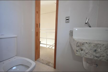 Casa para alugar com 65m², 2 quartos e 1 vagaBanheiro