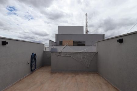 Apartamento para alugar com 100m², 2 quartos e 1 vagaQuintal