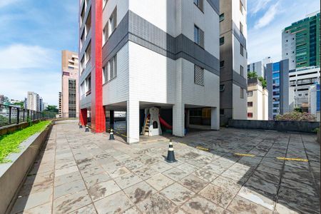 Apartamento para alugar com 98m², 3 quartos e 2 vagas Apartamento para alugar com 98m², 3 quartos e 2 vagasÁrea comum