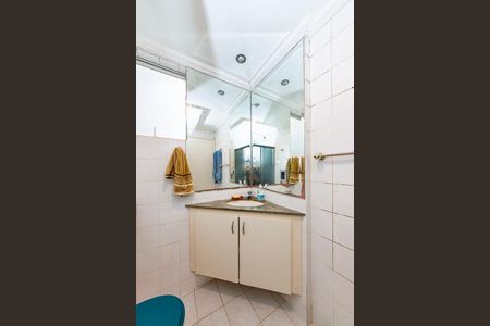 Apartamento para alugar com 98m², 3 quartos e 2 vagas Apartamento para alugar com 98m², 3 quartos e 2 vagasBanheiro da Suíte