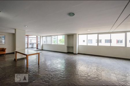 Apartamento para alugar com 98m², 3 quartos e 2 vagasÁrea comum