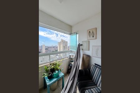 Varanda da Sala de apartamento à venda com 2 quartos, 52m² em Vila Bertioga, São Paulo