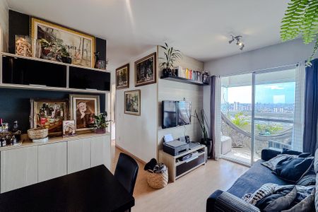 Sala de apartamento à venda com 2 quartos, 52m² em Vila Bertioga, São Paulo
