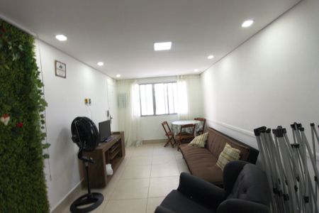 Sala de apartamento para alugar com 2 quartos, 55m² em Canto do Forte, Praia Grande
