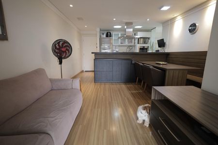 Sala de apartamento à venda com 3 quartos, 73m² em Vila Helena, Santo André